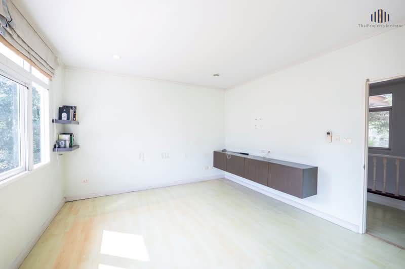 Home on Green Thanyathani, Pathum Thani, Villa Thanya Thani Village No. 5/221, Lat Sawai, Lam Luk Ka, Pathum Thani, 4 Bedrooms, 245 sqm, Single Detached House For Sale, by คุณเตชิต, 500235709 - DDproperty.com