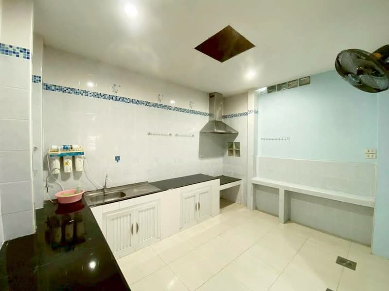 Baan Hong Prayoon 1, Nonthaburi, Soi Hongprayoon Village, Bang Rak Pattana, Bang Bua Thong, Nonthaburi, 2 Bedrooms, 80 sqm, Townhouse For Sale, by กรณวัสส์ กัณฑวัสส์วงส์, 500235725 - DDproperty.com