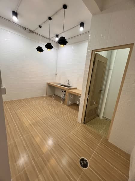 Sinchai 3, Bangkok, จรัญสนิทวงศ์ 35, Bang Khun Sri, Bangkok Noi, Bangkok, 3 Bedrooms, 168 sqm, Townhouse For Sale, by Connex Property, 500235777 - DDproperty.com