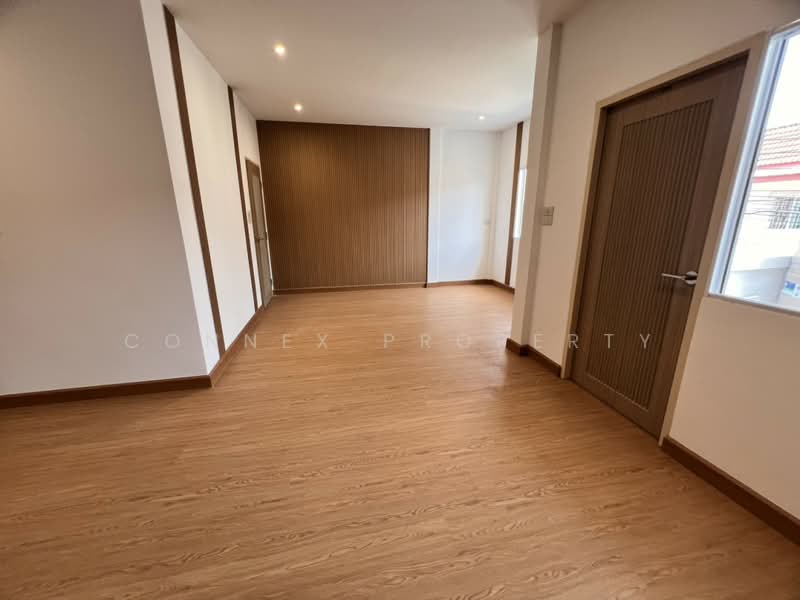 สินชัย 3, กรุงเทพ, จรัญสนิทวงศ์ 35, บางขุนศรี, บางกอกน้อย, กรุงเทพ, 168 ตร.ม., ทาวน์เฮ้าส์ ขาย, โดย Connex Property, 500235777 - DDproperty.com