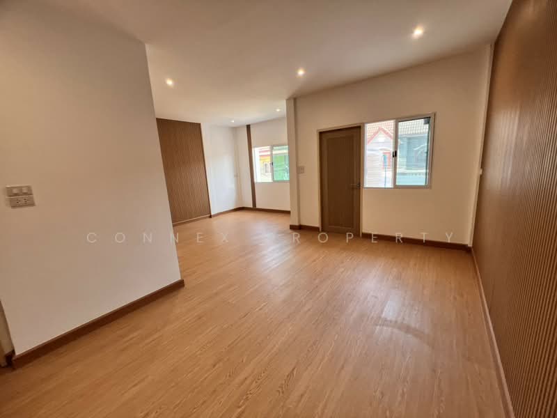 Sinchai 3, Bangkok, จรัญสนิทวงศ์ 35, Bang Khun Sri, Bangkok Noi, Bangkok, 3 Bedrooms, 168 sqm, Townhouse For Sale, by Connex Property, 500235777 - DDproperty.com