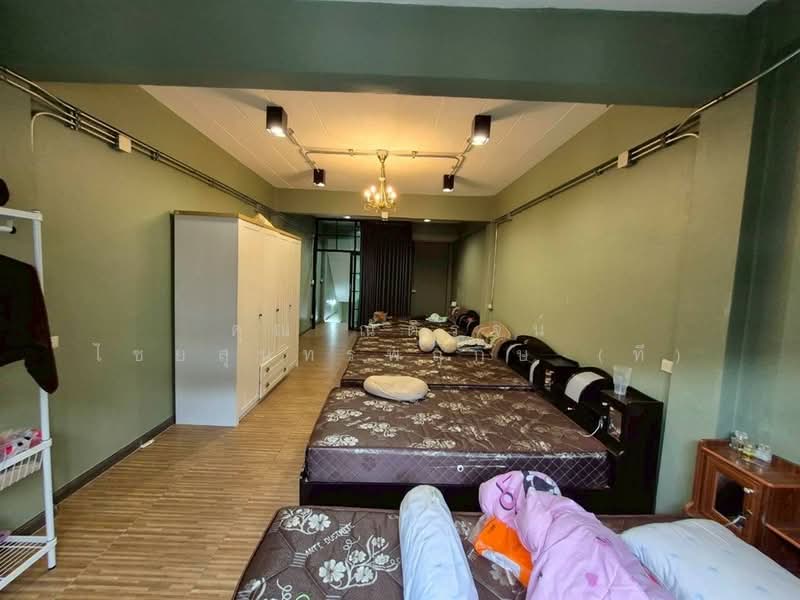 อาคารพาณิชย์ 4.5 ชั้น 18 ตร.ว. อาคารพาณิชย์ ใกล้โรงพยาบาลสินแพทย์ รามอินทรา ซอยรามอินทรา52/1, Bangkok, ถนนรามอินทรา, Ram Inthra, Khan Na Yao, Bangkok, , 150 sqm, Shophouse For Sale, by คุณ ณัติรุจน์ ไชยสุนทรพฤกษ์ (ที), 500235798 - DDproperty.com