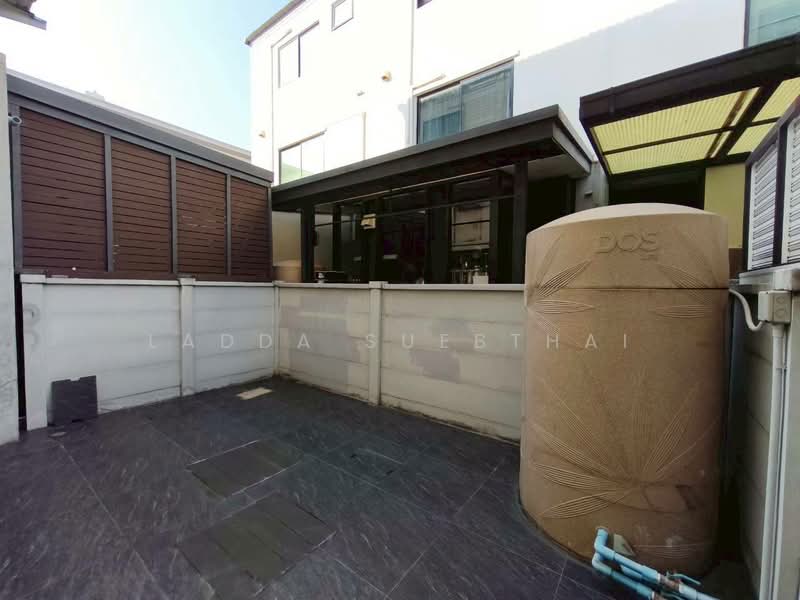 Baan Klang Muang Pinklao - Charan, Bangkok, along the expressway Si Rat  Road-Outer Ring Road, Bang O, Bang Phlat, Bangkok, 3 Bedrooms, 145 sqm, Townhouse For Sale, by Ladda Suebthai, 500235817 - DDproperty.com