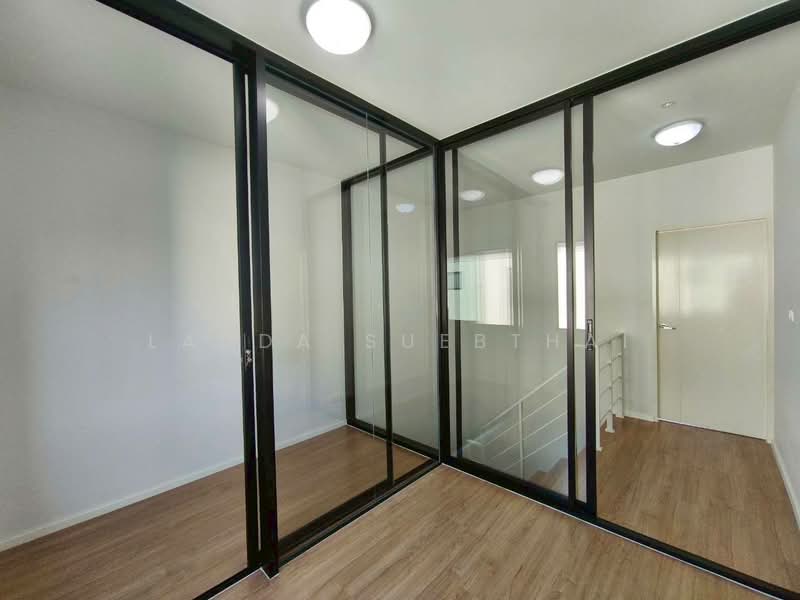 Baan Klang Muang Pinklao - Charan : บ้านกลางเมือง ปิ่นเกล้า - จรัญฯ, กรุงเทพ, ถนนเลียบทางด่วนศรีรัช-วงแหวนรอบนอก, บางอ้อ, บางพลัด, กรุงเทพ, 145 ตร.ม., ทาวน์เฮ้าส์ ขาย, โดย Ladda Suebthai, 500235817 - DDproperty.com