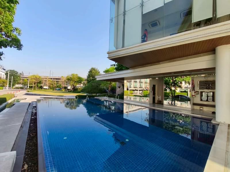 Baan Klang Muang Pinklao - Charan, Bangkok, along the expressway Si Rat  Road-Outer Ring Road, Bang O, Bang Phlat, Bangkok, 3 Bedrooms, 145 sqm, Townhouse For Sale, by Ladda Suebthai, 500235817 - DDproperty.com