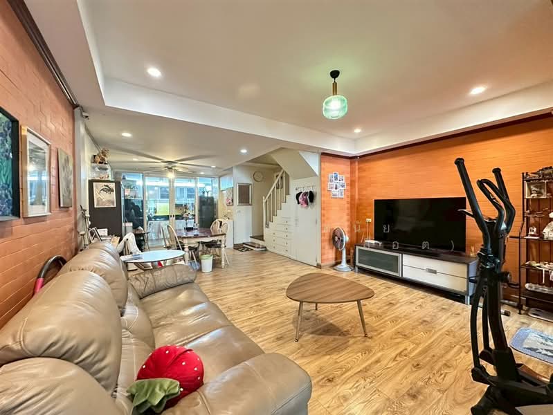 บ้านสวนธน พาร์ค แกลเลอรี่ รัตนาธิเบศร์ (Baan Suanthon Park Gallery Rattanathibet), นนทบุรี, ถนนรัตนาธิเบศร์, บางกระสอ, เมืองนนทบุรี, นนทบุรี, 150 ตร.ม., ทาวน์เฮ้าส์ ขาย, โดย คุณ ภัทรดนัย ผลมะเฟือง (ล็อต), 500235831 - DDproperty.com