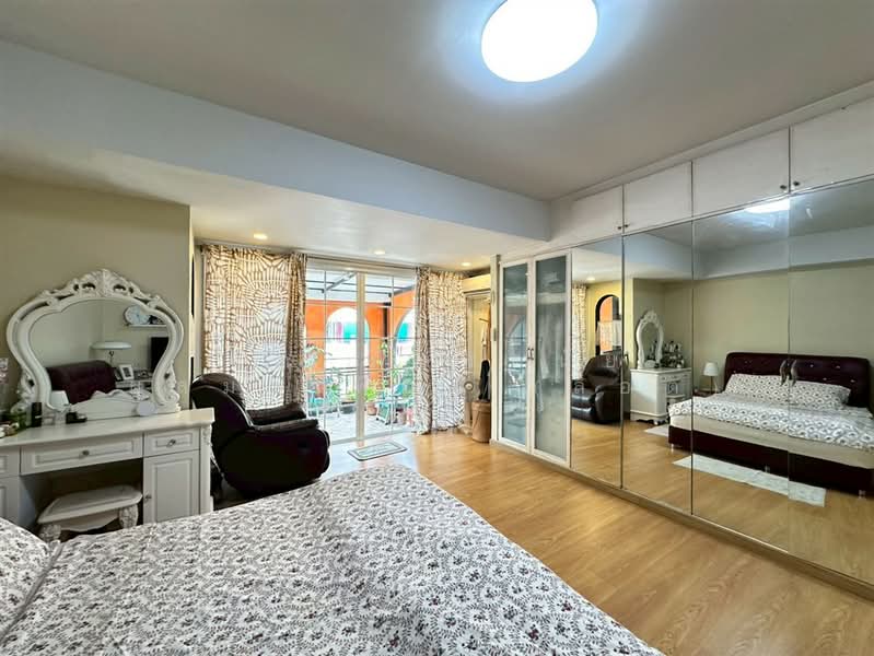 บ้านสวนธน พาร์ค แกลเลอรี่ รัตนาธิเบศร์ (Baan Suanthon Park Gallery Rattanathibet), นนทบุรี, ถนนรัตนาธิเบศร์, บางกระสอ, เมืองนนทบุรี, นนทบุรี, 150 ตร.ม., ทาวน์เฮ้าส์ ขาย, โดย คุณ ภัทรดนัย ผลมะเฟือง (ล็อต), 500235831 - DDproperty.com