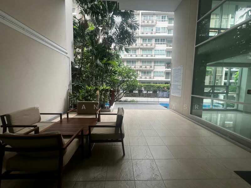 The Clover Thonglor Residence, Bangkok, Soi Sukhumvit 55, Khlong Tan Nua, Watthana, Bangkok, 1 Bedroom, 45 sqm, Condo For Rent, by Rojjana Jindasri, 500235848 - DDproperty.com