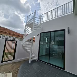 ขาย - เจ้าฟ้าเคที, ภูเก็ต