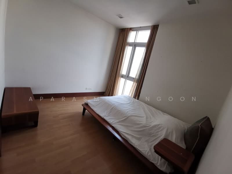 Nusasiri Grand, Bangkok, Soi Sukhumvit 42, Phra Kanong, Khlong Toei, Bangkok, 3 Bedrooms, 136 sqm, Condo For Rent, by Aparasmi Mengoon, 500235872 - DDproperty.com