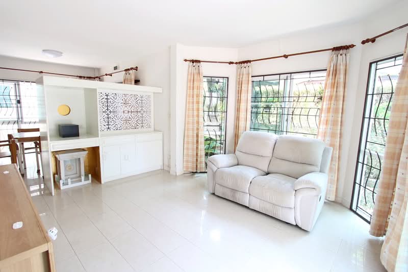 Baan Fah Piyarom - Lumlukka Klong 6, Pathum Thani, Lam Luk Ka Road, Khlong 6 (Exit), Bung Kham Proi, Lam Luk Ka, Pathum Thani, 3 Bedrooms, 127 sqm, Single Detached House For Sale, by อภิชัย ลิ้มไชยโรจน์, 500235878 - DDproperty.com