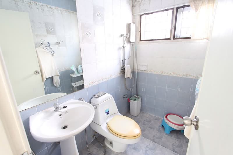 Baan Fah Piyarom - Lumlukka Klong 6, Pathum Thani, Lam Luk Ka Road, Khlong 6 (Exit), Bung Kham Proi, Lam Luk Ka, Pathum Thani, 3 Bedrooms, 127 sqm, Single Detached House For Sale, by อภิชัย ลิ้มไชยโรจน์, 500235878 - DDproperty.com