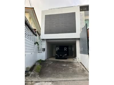 ขาย - นากก, ภูเก็ต