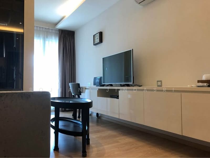 H Sukhumvit 43, Bangkok, 28 Sukhumvit 34 Road, Khlong Tan Nua, Watthana, Bangkok, 1 Bedroom, 43 sqm, Condo For Sale, by Rojjana Jindasri, 500235926 - DDproperty.com