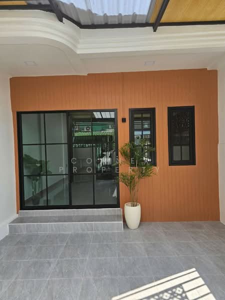 Ban Phanom Nakhon Ville, Bangkok, ประเสริฐมนูกิจ, Chorake Bua, Lat Phrao, Bangkok, 3 Bedrooms, 110 sqm, Townhouse For Sale, by Connex Property, 500235933 - DDproperty.com