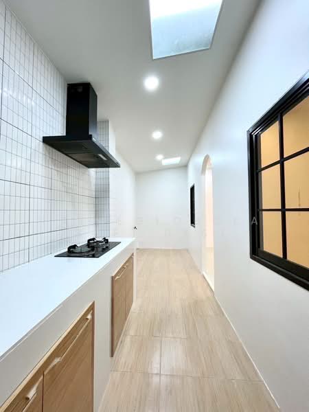 หมู่บ้านโหนทรายทอง, ภูเก็ต, รัษฎา, เมืองภูเก็ต, ภูเก็ต, 21 ตร.ม., บ้านแฝด ขาย, โดย Primeglobolasset best, 500235935 - DDproperty.com