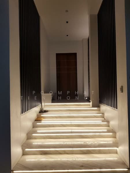 Prompak Gardens Condominium, Bangkok, Sukhumvit, Khlongtoei Nua, Watthana, Bangkok, 3 Bedrooms, 650 sqm, Condo For Sale, by Poomphat Tienthongsakul, 500235940 - DDproperty.com