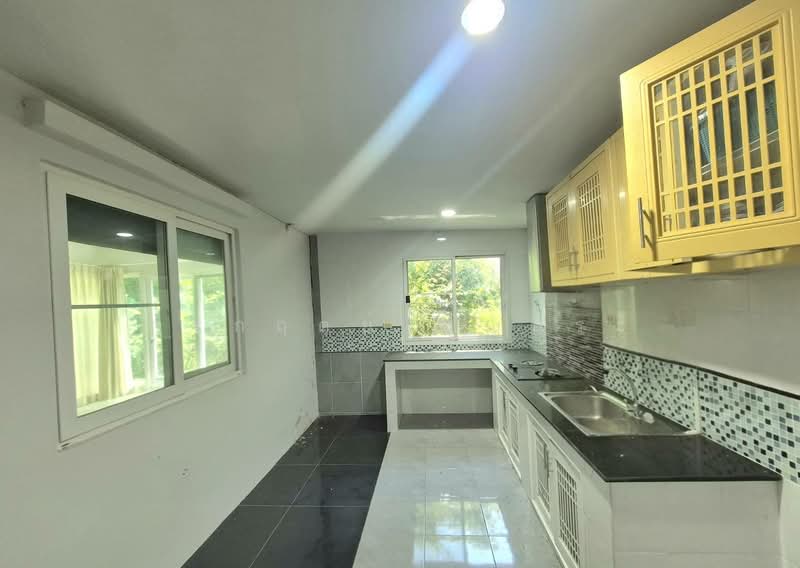 THE LIVING 3 BY KUNALAI, Nonthaburi, Phimonrat, Bang Bua Thong, Nonthaburi, 4 Bedrooms, 180 sqm, Single Detached House For Sale, by กรกฤตย์ บุญสระ, 500235941 - DDproperty.com