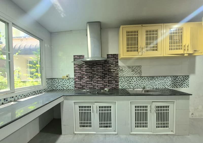 THE LIVING 3 BY KUNALAI, Nonthaburi, Phimonrat, Bang Bua Thong, Nonthaburi, 4 Bedrooms, 180 sqm, Single Detached House For Sale, by กรกฤตย์ บุญสระ, 500235941 - DDproperty.com