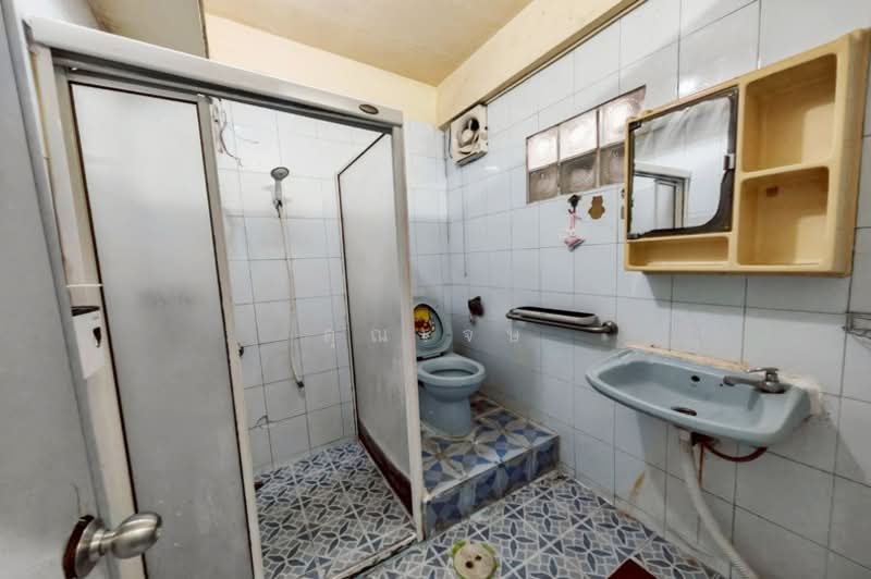 ซอยพุ่มอุไร 3, Bangkok, Samsen Nok, Huai Khwang, Bangkok, 2 Bedrooms, 80 sqm, Townhouse For Sale, by คุณเจษ, 500235952 - DDproperty.com