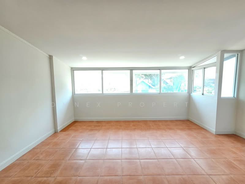 Baan Suan Dok Mai, Bangkok, บรมราชชนนี, Sala Thammasop, Thawi Watthana, Bangkok, 4 Bedrooms, 217 sqm, Single Detached House For Sale, by Connex Property, 500235962 - DDproperty.com