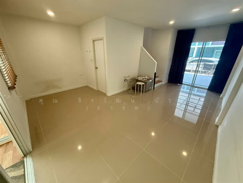 ลุมพินี ทาวน์วิลล์ พหลโยธิน-สะพานใหม่ (Lumpini TownVille Phaholyouthin-Saphanmai), กรุงเทพ, ถนนพหลโยธิน, คลองถนน, สายไหม, กรุงเทพ, 100 ตร.ม., ทาวน์เฮ้าส์ ขาย, โดย คุณ จิรวัฒน์ บัวรุ่ง (อาร์ท), 500235983 - DDproperty.com