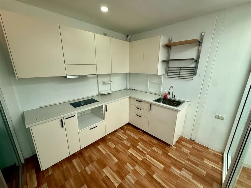 ลุมพินี ทาวน์วิลล์ พหลโยธิน-สะพานใหม่ (Lumpini TownVille Phaholyouthin-Saphanmai), Bangkok, ถนนพหลโยธิน, Khlong Tanon, Sai Mai, Bangkok, 3 Bedrooms, 100 sqm, Townhouse For Sale, by คุณ จิรวัฒน์ บัวรุ่ง (อาร์ท), 500235983 - DDproperty.com