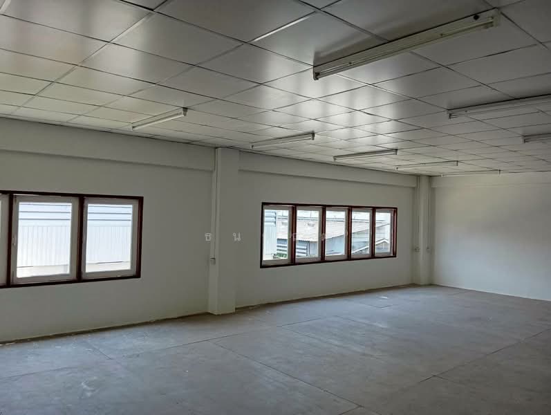 โกดังให้เช่า พร้อมออฟฟิศ พื้นที่ใช้สอยขนาด 2,200 ตรม. ใกล้เซ็นทรัลพระราม 2 🚩 พุทธบูชา จอมทอง กทม., กรุงเทพ, บางมด, จอมทอง, กรุงเทพ, 2,200 ตร.ม., โกดัง-โรงงาน ให้เช่า, โดย ธนกฤต, 500235998 - DDproperty.com