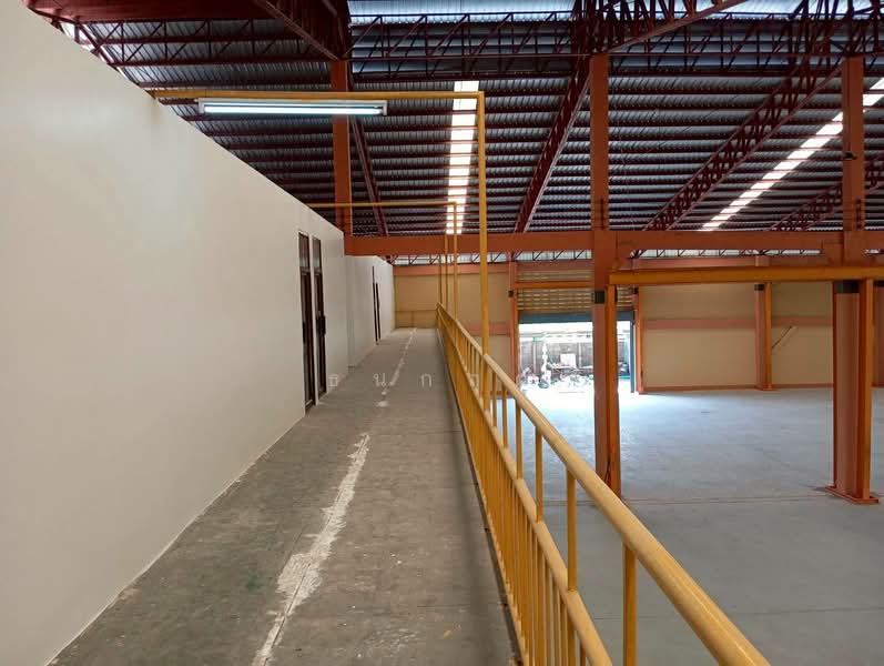 โกดังให้เช่า พร้อมออฟฟิศ พื้นที่ใช้สอยขนาด 2,200 ตรม. ใกล้เซ็นทรัลพระราม 2 🚩 พุทธบูชา จอมทอง กทม., Bangkok, Bangmot, Chom Thong, Bangkok, , 2,200 sqm, Warehouse/Factory For Rent, by ธนกฤต, 500235998 - DDproperty.com