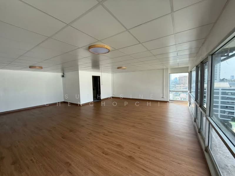 Vibhavadi Suite, Bangkok, 88 Lat Phrao 8 Alley, Jom Phon, Chatuchak, Bangkok, 3 Bedrooms, 143 sqm, Condo For Sale, by Suthasinee Chenchopching, 500236006 - DDproperty.com