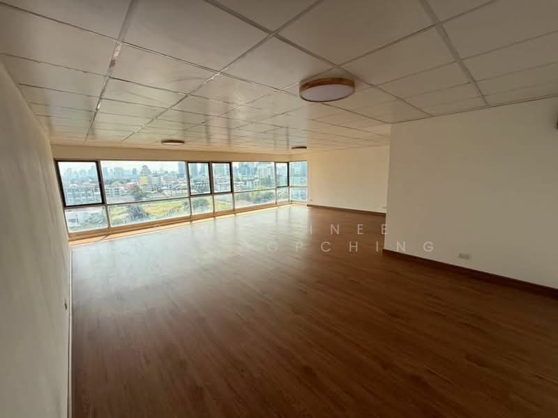 Vibhavadi Suite, Bangkok, 88 Lat Phrao 8 Alley, Jom Phon, Chatuchak, Bangkok, 3 Bedrooms, 143 sqm, Condo For Sale, by Suthasinee Chenchopching, 500236006 - DDproperty.com