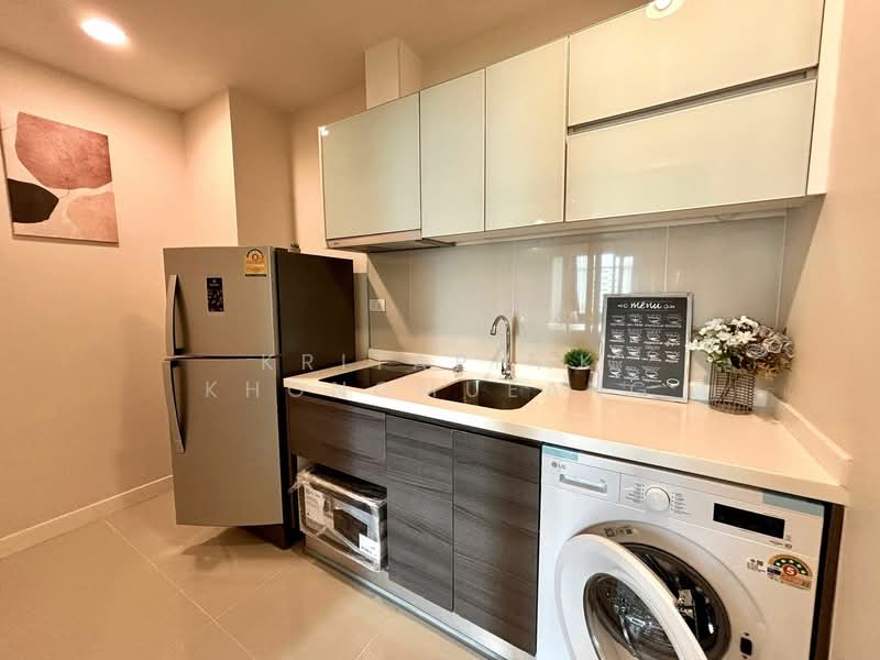 Centric Sathorn-St Louis, Bangkok, Sathorn Nua Road, Yan Nawa, Sathon, Bangkok, 1 Bedroom, 41 sqm, Condo For Sale, by Kritaphak Khongmueang, 500236011 - DDproperty.com