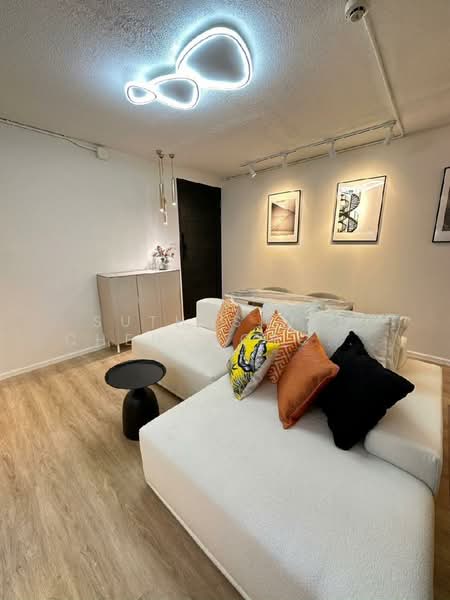 Ratchathewi Tower, Bangkok, 1 Petchburi, Thanon Phaya Thai, Ratchathewi, Bangkok, 1 Bedroom, 35 sqm, Condo For Sale, by Suthasinee Chenchopching, 500236018 - DDproperty.com