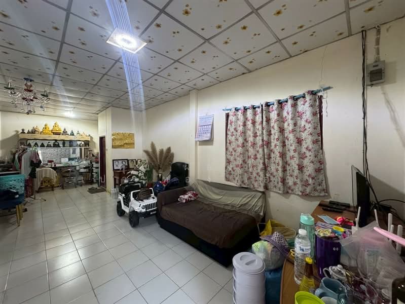 บ้านเดี่ยว 1 ชั้น 80 ตร.ว. หมู่บ้านร่มไทร4 ซอยวัดราษฎร์นิยม, Nonthaburi, ถนนบางบัวทอง-สุพรรณบุรี, Rat Niyom, Sai Noi, Nonthaburi, 2 Bedrooms, 300 sqm, Single Detached House For Sale, by คุณ ผ่องใส เปาะทอง (อัญ), 500236023 - DDproperty.com