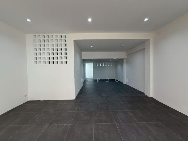 For Sale: Renovated 4.5-Storey House with Private Elevator in Punnawithi Area (SPSSR163), Bangkok, สุขุมวิท101, Bang Chak, Phra Khanong, Bangkok, 4 Bedrooms, 104 sqm, Single Detached House For Sale, by Khun Poon, 500236031 - DDproperty.com