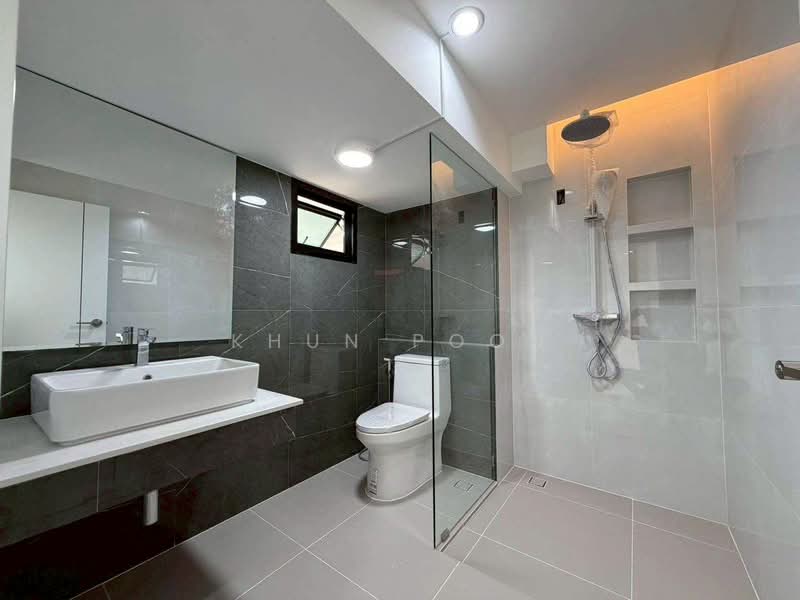 For Sale: Renovated 4.5-Storey House with Private Elevator in Punnawithi Area (SPSSR163), Bangkok, สุขุมวิท101, Bang Chak, Phra Khanong, Bangkok, 4 Bedrooms, 104 sqm, Single Detached House For Sale, by Khun Poon, 500236031 - DDproperty.com