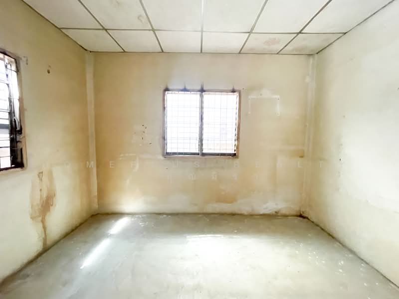 ทาวน์เฮ้าส์ เคหะชุมชนฉลองกรุง โซน 6 ซอย สังฆประชา, กรุงเทพ, ลำผักชี, หนองจอก, กรุงเทพ, 162 ตร.ม., ทาวน์เฮ้าส์ ขาย, โดย HOMEPLUS REALTY - คุณมิรา, 500236032 - DDproperty.com