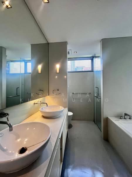 Domus 18, Bangkok, Soi Sukhumvit 18, Khlong Toei, Khlong Toei, Bangkok, 2 Bedrooms, 102 sqm, Condo For Rent, by Kritaphak Khongmueang, 500236034 - DDproperty.com