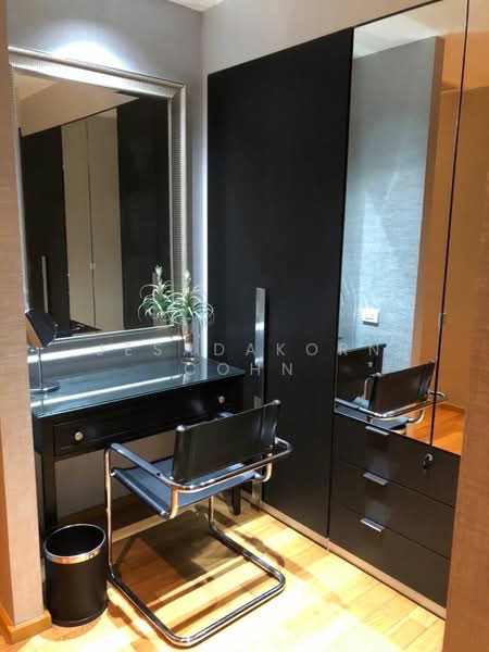 The Emporio Place, Bangkok, 93 Soi Sukhumvit 24, Sukhumvit Road, Khong Tan, Khlong Toei, Bangkok, 2 Bedrooms, 106 sqm, Condo For Sale, by Jesadakorn Cohn, 500236050 - DDproperty.com