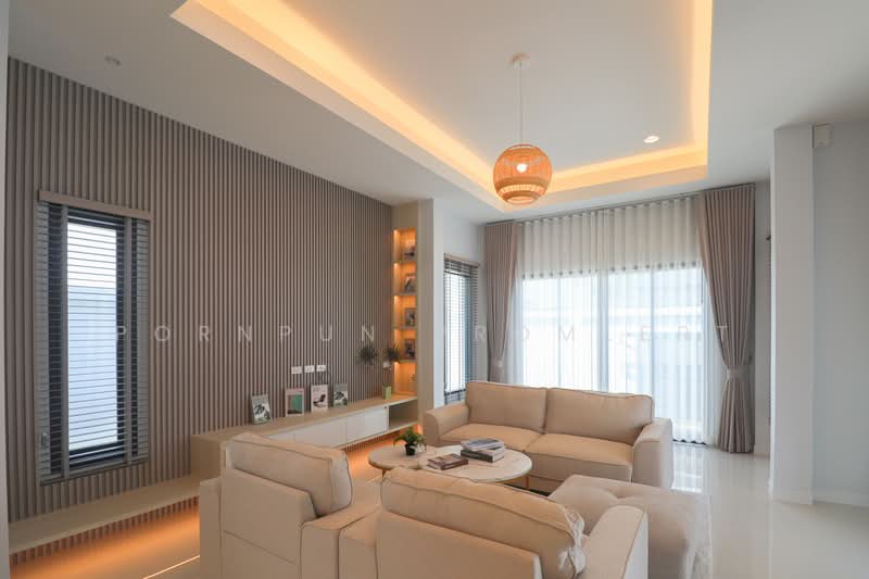 3-Bedroom Pool Villa for Sale | Fully Furnished | Near Motorway & Beach, Chon Buri (Pattaya), Huai Yai, Bang Lamung (Pattaya), Chon Buri (Pattaya), 3 Bedrooms, 406 sqm, Villa For Sale, by Pornpun Promlert, 500236063 - DDproperty.com