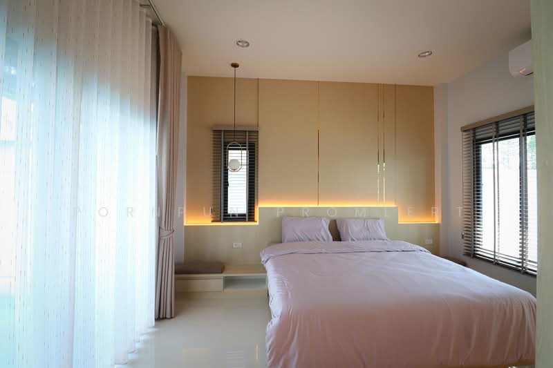 3-Bedroom Pool Villa for Sale | Fully Furnished | Near Motorway & Beach, Chon Buri (Pattaya), Huai Yai, Bang Lamung (Pattaya), Chon Buri (Pattaya), 3 Bedrooms, 406 sqm, Villa For Sale, by Pornpun Promlert, 500236063 - DDproperty.com