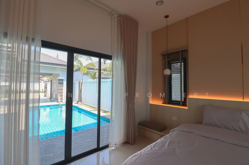 3-Bedroom Pool Villa for Sale | Fully Furnished | Near Motorway & Beach, Chon Buri (Pattaya), Huai Yai, Bang Lamung (Pattaya), Chon Buri (Pattaya), 3 Bedrooms, 406 sqm, Villa For Sale, by Pornpun Promlert, 500236063 - DDproperty.com