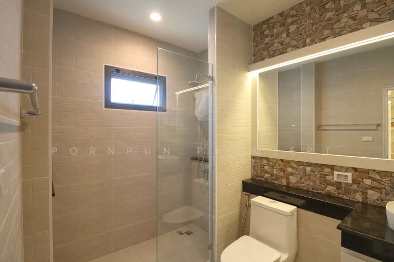 3-Bedroom Pool Villa for Sale | Fully Furnished | Near Motorway & Beach, Chon Buri (Pattaya), Huai Yai, Bang Lamung (Pattaya), Chon Buri (Pattaya), 3 Bedrooms, 406 sqm, Villa For Sale, by Pornpun Promlert, 500236063 - DDproperty.com