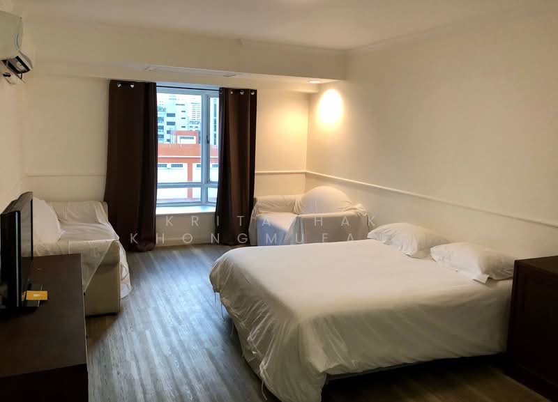 Royal Castle Sukhumvit, Bangkok, 30 Soi Sukhumvit 39, Khlongtoei Nua, Watthana, Bangkok, 3 Bedrooms, 225 sqm, Condo For Sale, by Kritaphak Khongmueang, 500236097 - DDproperty.com