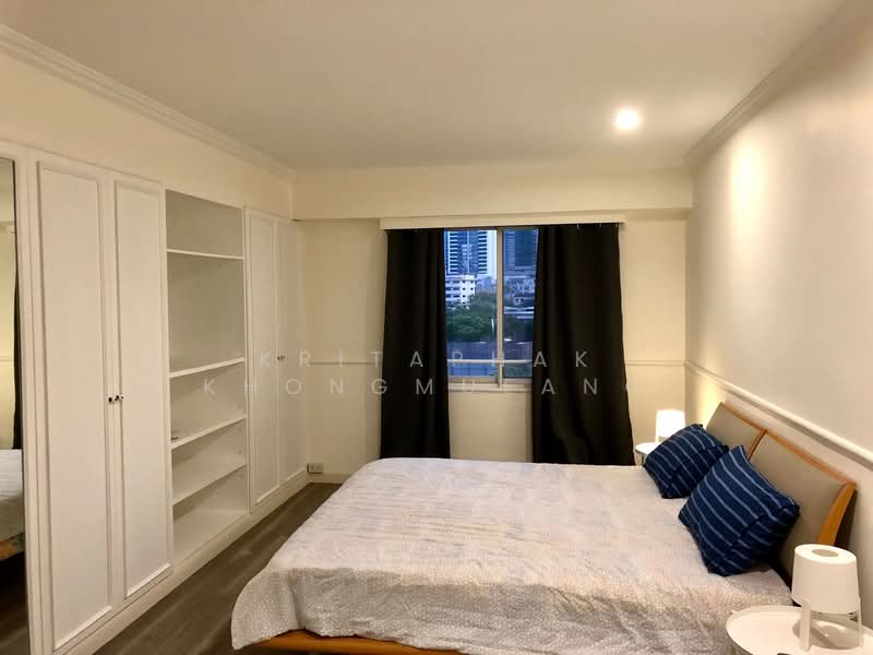 Royal Castle Sukhumvit, Bangkok, 30 Soi Sukhumvit 39, Khlongtoei Nua, Watthana, Bangkok, 3 Bedrooms, 225 sqm, Condo For Sale, by Kritaphak Khongmueang, 500236097 - DDproperty.com