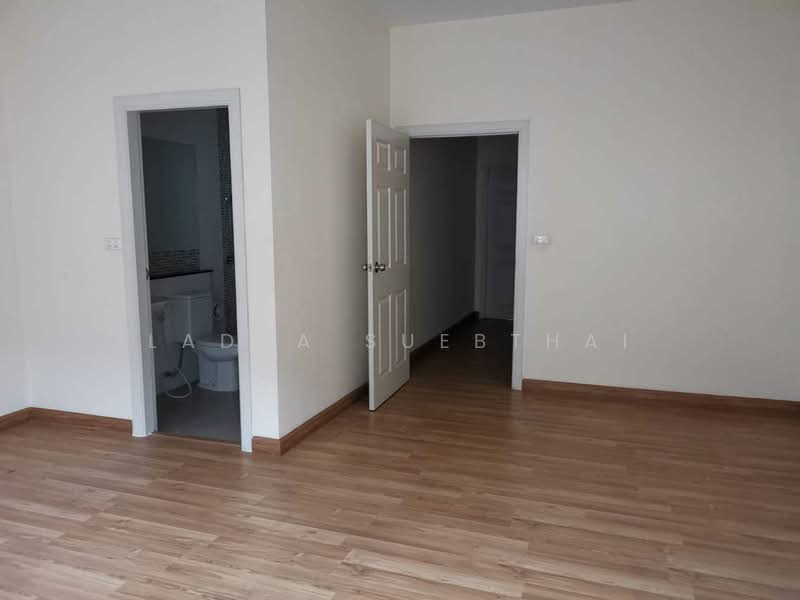 Premium Place Nawamin – Ladprao 101, Bangkok, Nawamin, Bueng Kum, Bangkok, 6 Bedrooms, 350 sqm, Townhouse For Sale, by Ladda Suebthai, 500236101 - DDproperty.com