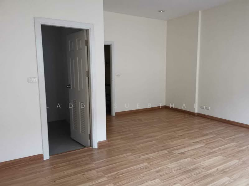 Premium Place Nawamin – Ladprao 101, Bangkok, Nawamin, Bueng Kum, Bangkok, 6 Bedrooms, 350 sqm, Townhouse For Sale, by Ladda Suebthai, 500236101 - DDproperty.com