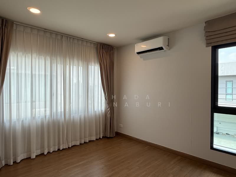 Centro Bangna, Samut Prakan, 111 Soi 3, Bang Kaeo, Bang Plee, Samut Prakan, 4 Bedrooms, 260 sqm, Single Detached House For Sale, by Paphada Rattanaburi, 500236107 - DDproperty.com