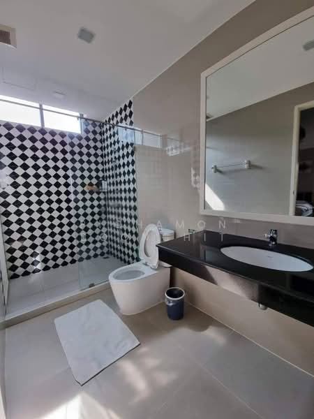 IDEO Blucove Sukhumvit, Bangkok, 2952 Sukhumvit Road, Bang Na, Bang Na, Bangkok, 2 Bedrooms, 61 sqm, Condo For Sale, by Pichamon Boonchit, 500236108 - DDproperty.com