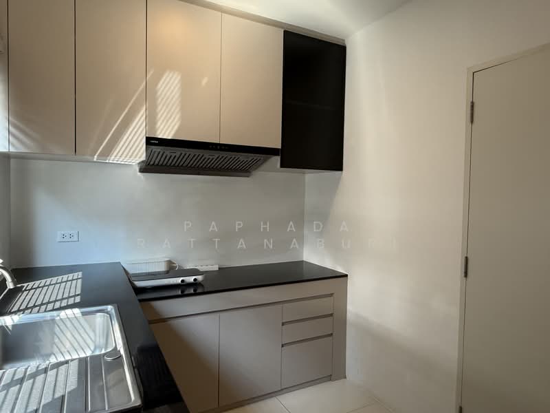 Centro Bangna, Samut Prakan, 111 Soi 3, Bang Kaeo, Bang Plee, Samut Prakan, 4 Bedrooms, 260 sqm, Single Detached House For Rent, by Paphada Rattanaburi, 500236121 - DDproperty.com